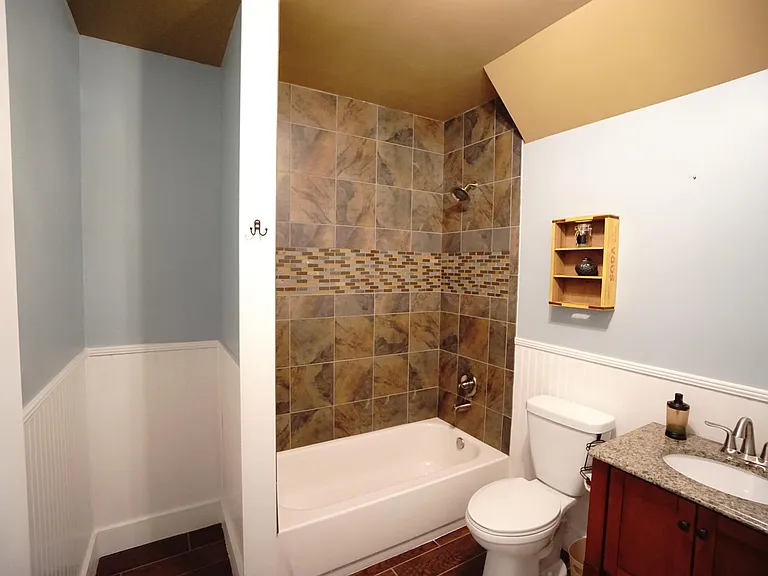 1868 Austins Pointe Dr — Photo 39