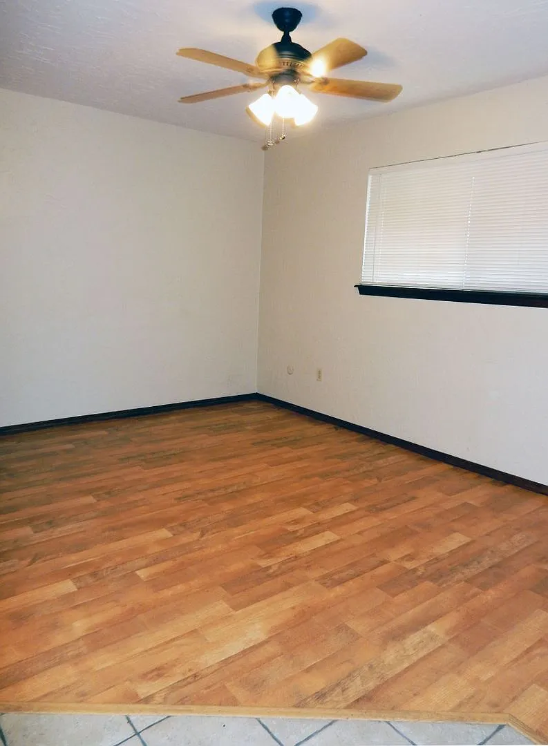 Willow Wood Apartments — Photo 3