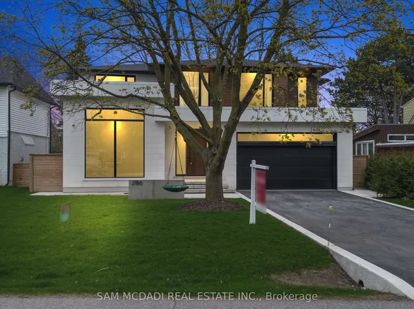 2186 Harcourt Cres, Mississauga, ON L4Y 1W1