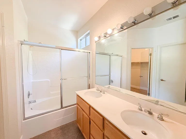 2527 Baywood Way — Photo 18