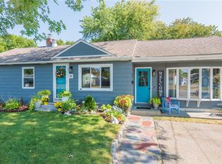 39 Michael Dr, Warwick, RI 02889