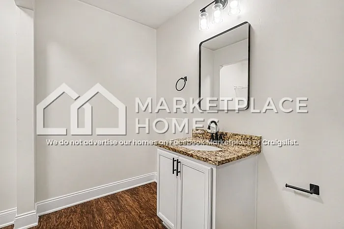 835 Johnson St — Photo 9