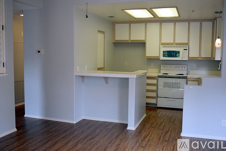 1st image of 2960 Champion Way APT 105