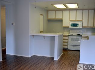 2960 Champion Way APT 105, Tustin, CA 92782