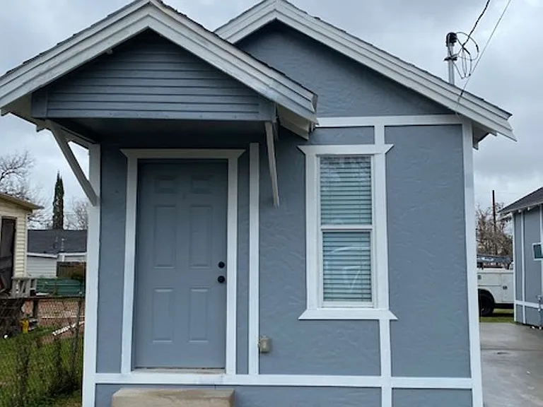 7409 Avenue L #C — Photo 1