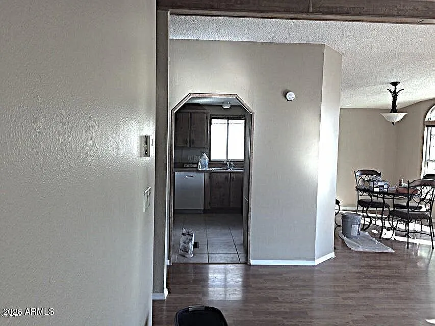 1 bed, 2.0 bath, 921 sqft, $1,550 — Photo 4