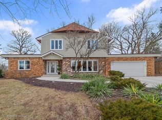 6449 Big Bear Dr, Indian Head Park, IL