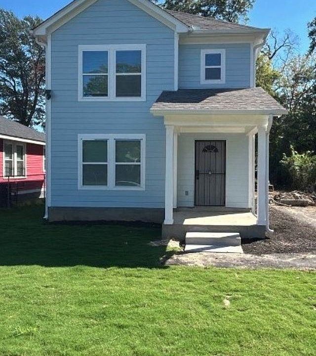 1st image of 780 Woodlawn St
