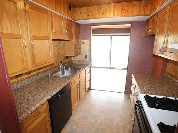 4th image of 4127 W Saxony Dr SE
