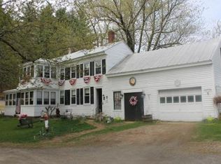 862 Blandford Rd, Russell, MA 01071