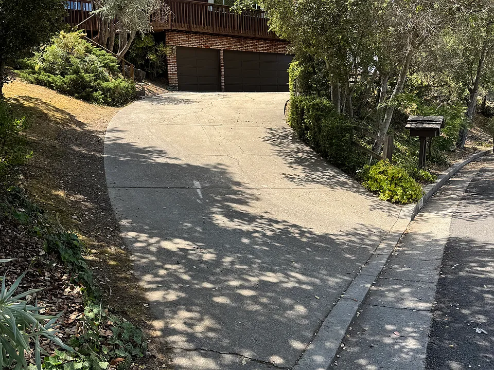 1358 Echo Valley Dr