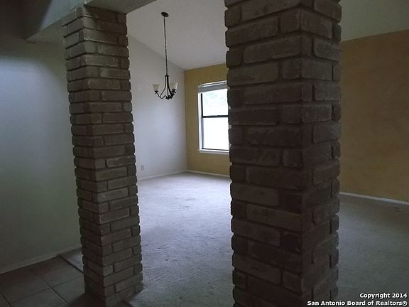 4th image of 6219 Meadow Haven Dr