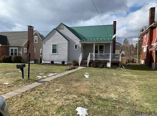 1222 Christopher St, Johnstown, PA 15905