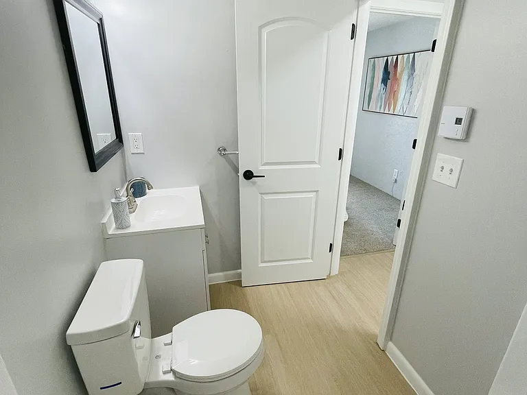 81.5 Maple St #1 — Photo 16