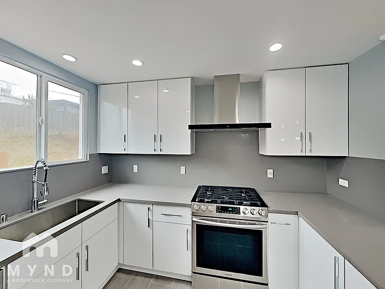 77 Westfield Ave — Photo 9