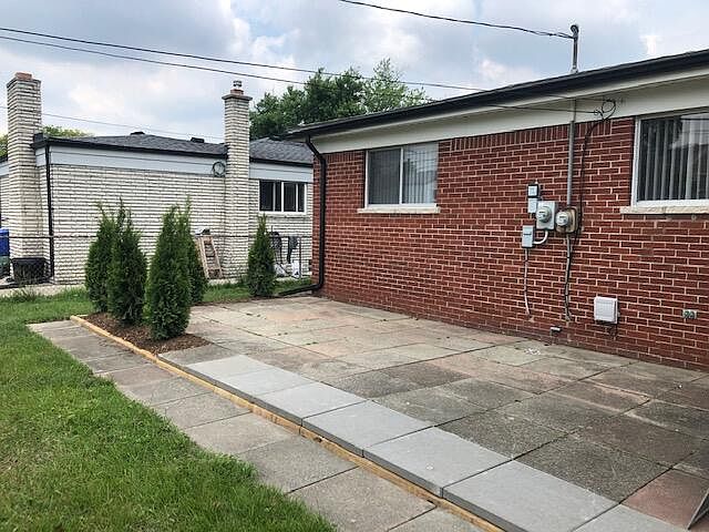 11242 Glenis Dr, photo 3