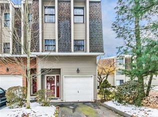 74 N Mountain Rd APT E, New Britain, CT 06053