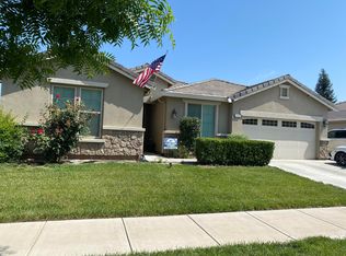 3132 W Perez Ave, Visalia, CA