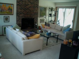 1117 Benton Way, Arden Hills, MN 55112