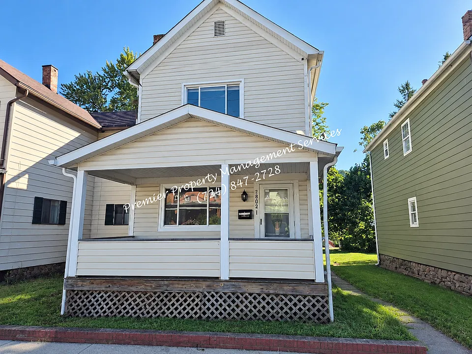 1802 3rd Ave