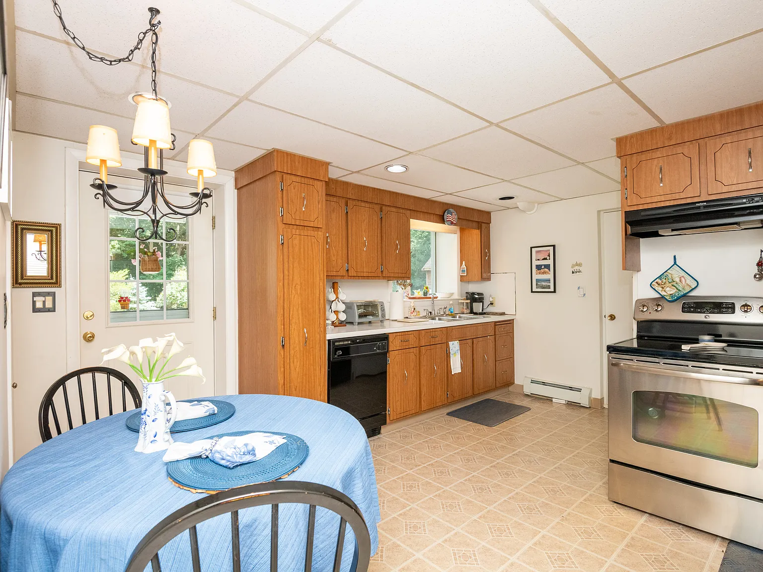 1 bed, 907 sqft, $2,250 — Photo 4