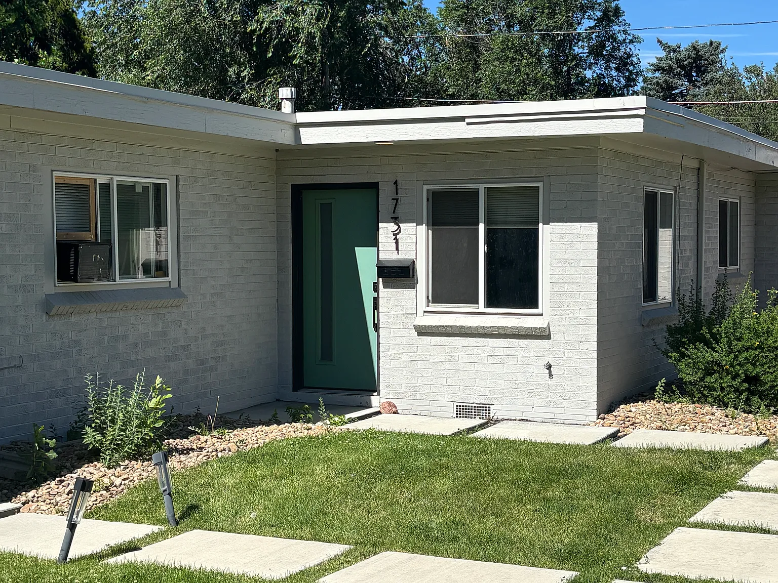1731 S Madison St — Photo 2