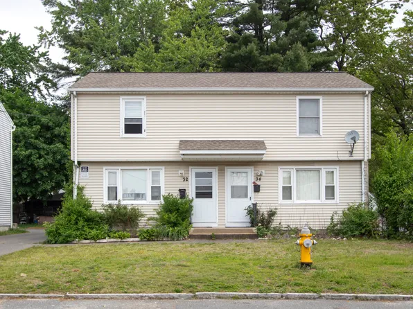 32-34 Aster St #R, Springfield, MA 01109