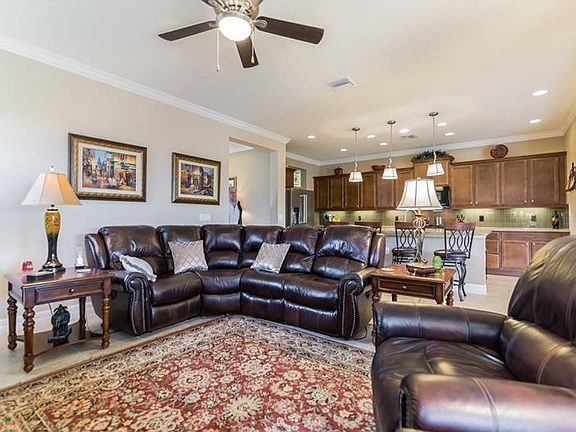 3rd image of 346 Salt Marsh Ln