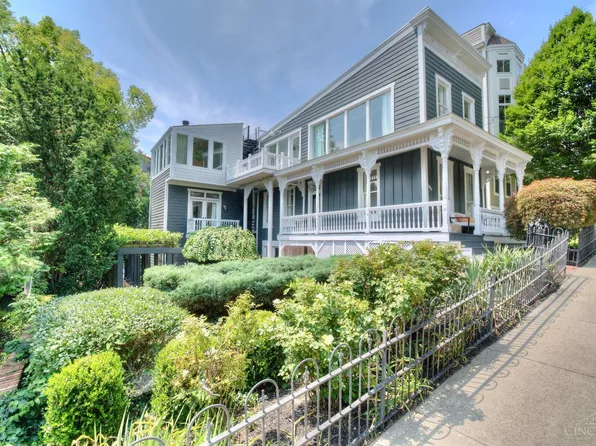 1017 Parkside Pl, Cincinnati, OH 45202