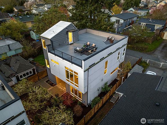 2nd image of 8848 20th Avenue SW
