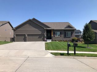 14705 S 23rd St, Bellevue, NE 68123