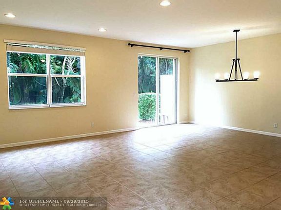 3rd image of 16121 Poppy Seed Cir #1701
