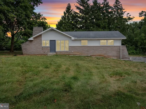 105 Black Rd, Mercersburg, PA 17236