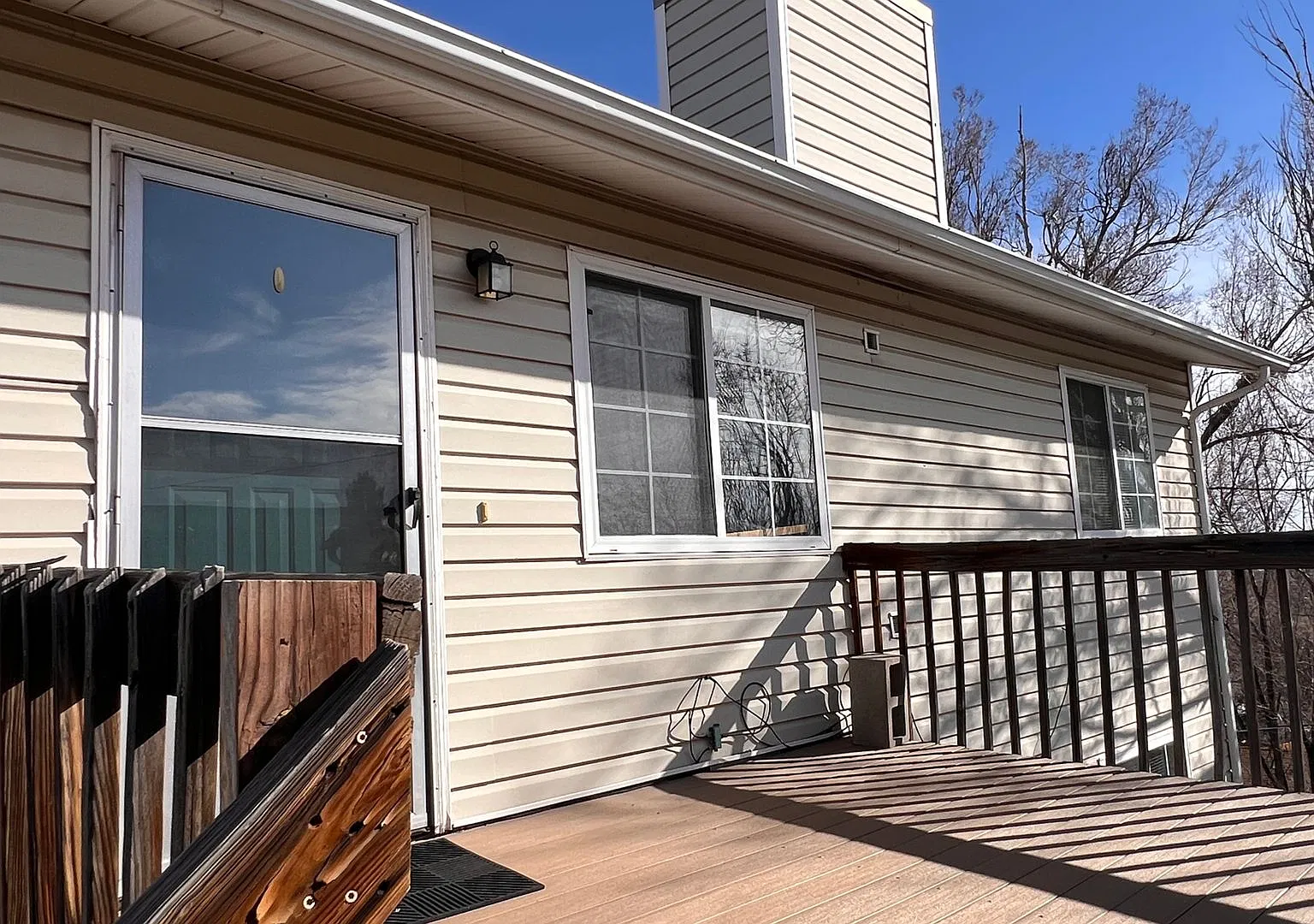 735 Manitou Blvd — Photo 4