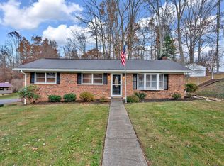 203 Laurie Ave, Jonesborough, TN 37659