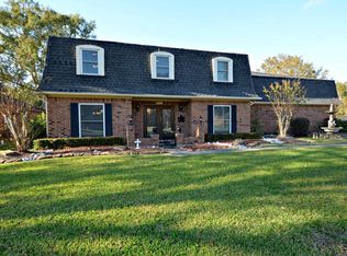 2414 Harms Cir, Port Neches, TX 77651