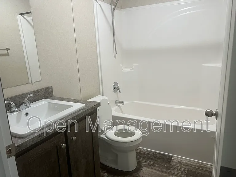 825 1st Ave E #224 — Photo 7
