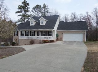 3186 Reed Rd, Tunnel Hill, GA 30755