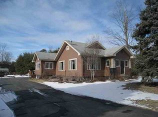523 Ridge Rd, Queensbury, NY 12804