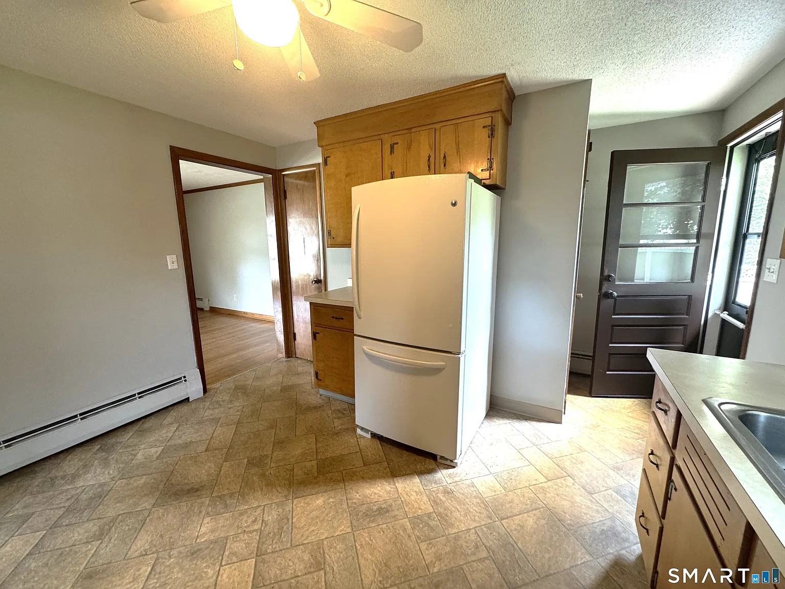 2 bed, 1.0 bath, 1160 sqft, $2,450 — Photo 4