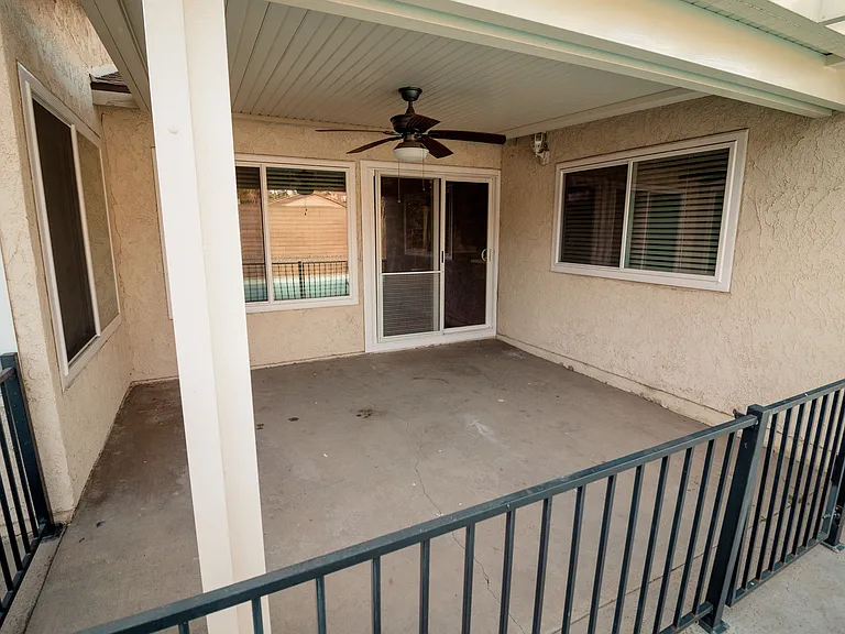 1943 S Belle Ave — Photo 37