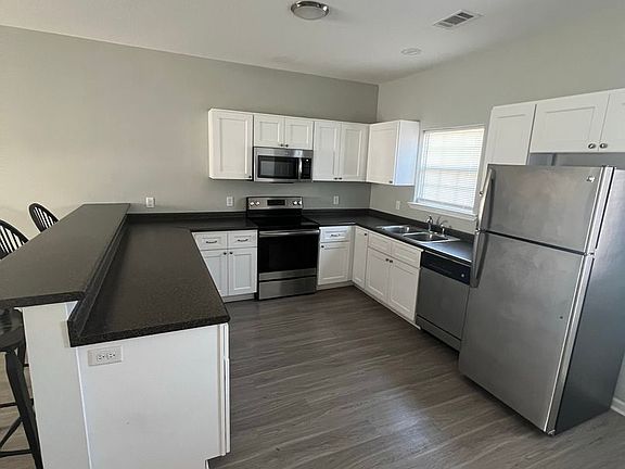 4th image of 122 Bonielane Dr