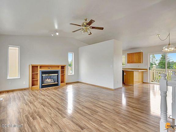5th image of 7402 White Hawk Dr