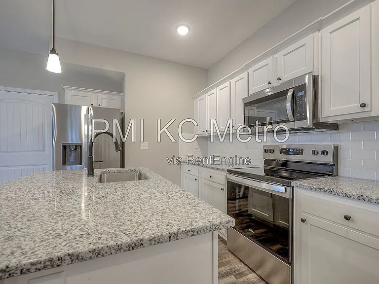 2709 Chasehire Dr — Photo 14