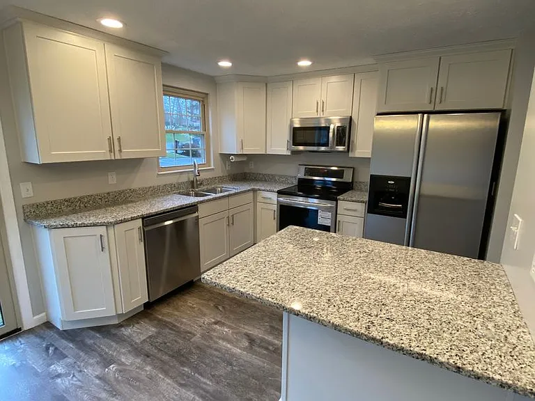 110 Leatherbark Rd — Photo 3