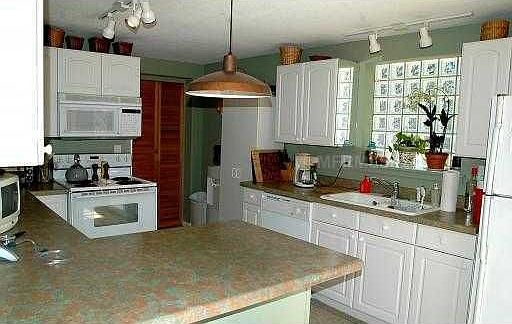 5th image of 824 Nokomis Ave