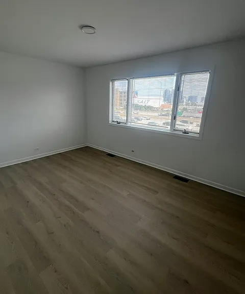 1362 W Crystal St #3F — Photo 8