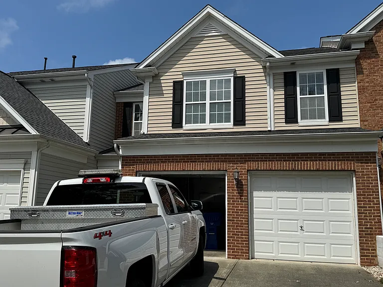 8211 Saltwood Pl — Photo 3