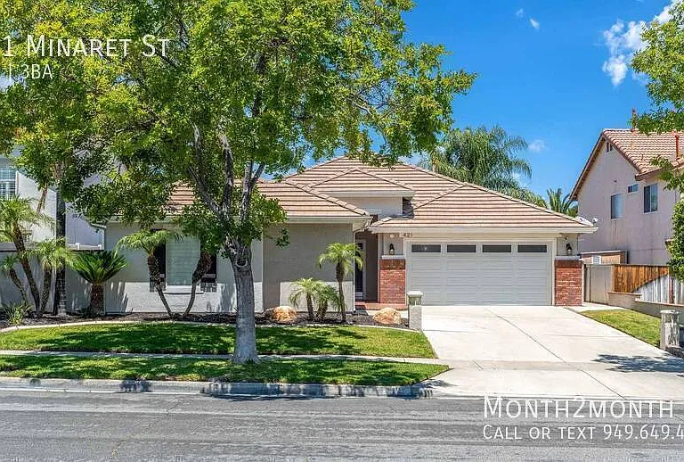 421 Minaret St — Photo 52