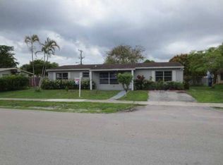 931 NE 141st St, North Miami, FL 33161